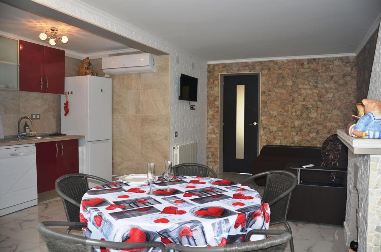Apartments Relax Σαλού Εξωτερικό φωτογραφία